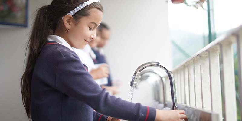 Con el programa ‘Agua, vida y Saber’ se instalarán 65 PTAP en IED rurales de 35 municipios 