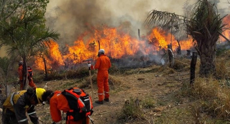 Los incendios en Bolivia no paran: Uruguay y Venezuela se unen a la ayudar