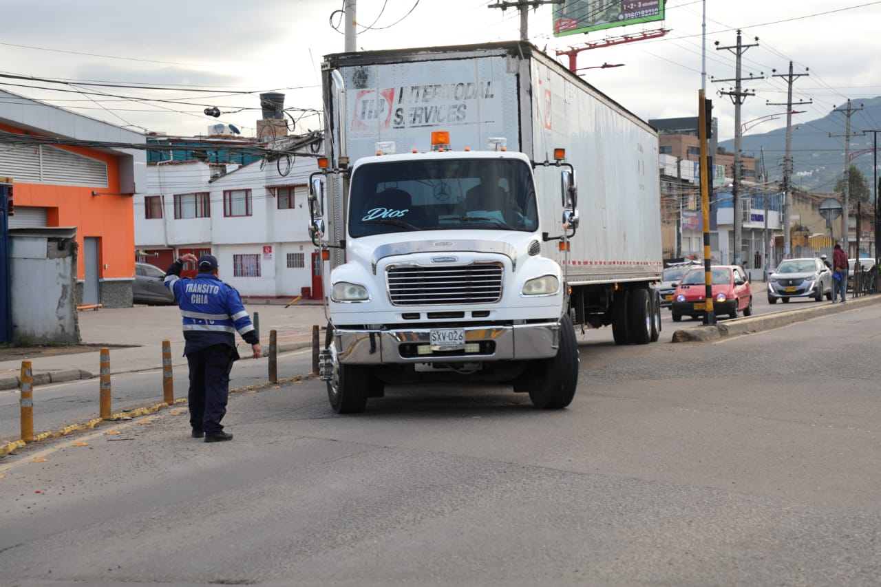 Reducción del 60% de vehículos con restricción de carga pesada en Chía
