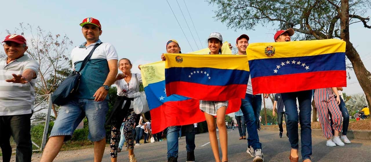 Migrantes venezolanos generan un millonario impacto en la economía colombiana