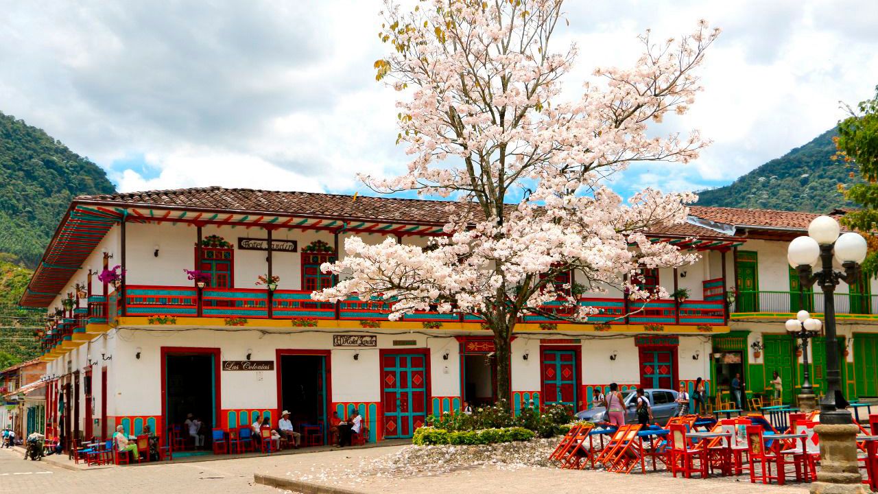 MinComercio selecciona ocho municipios colombianos como candidatos a 'Mejores Pueblos para el Turismo Rural 2024' 