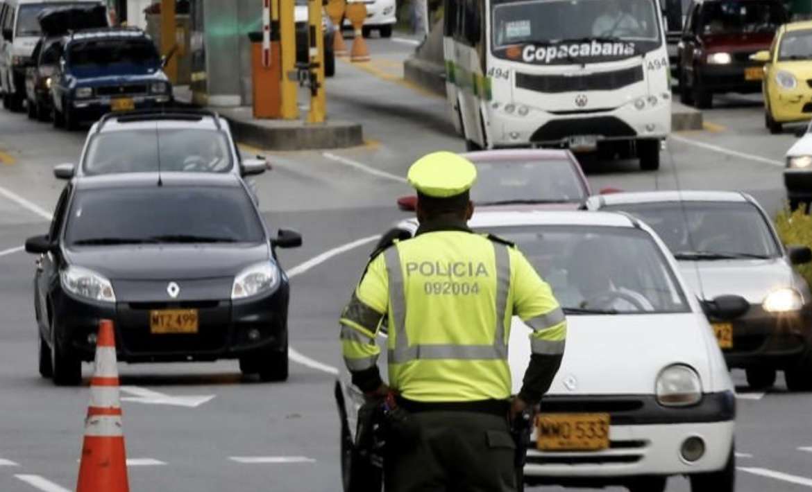 Por un viaje seguro, el sector transporte se une para proteger a las y los colombianos este puente festivo