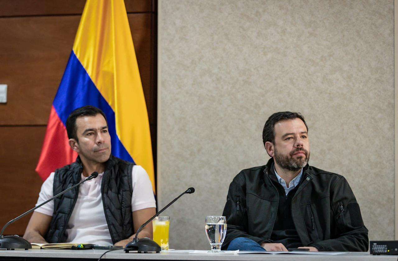 Alcalde de Bogotá y mandatarios de Cundinamarca se unen ante inminente racionamiento de agua