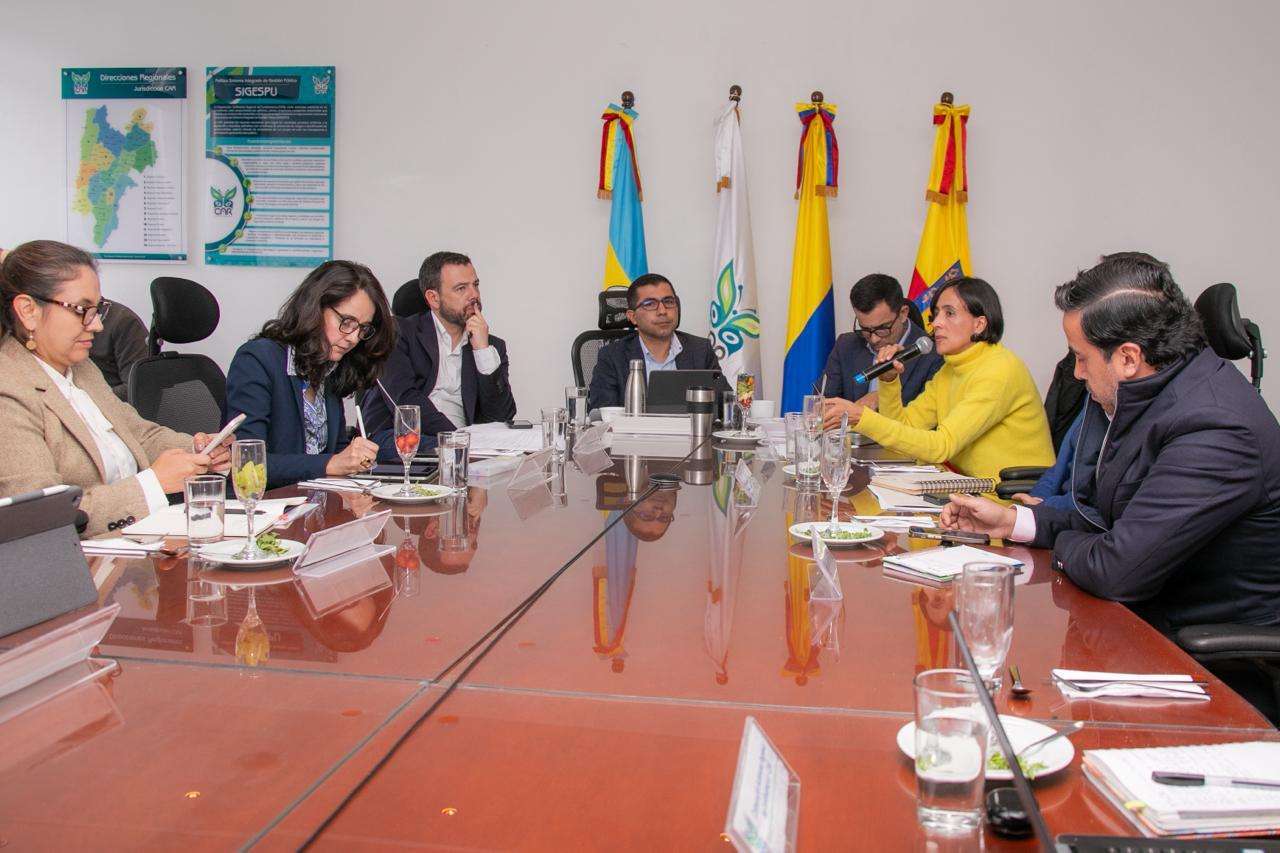 Activada mesa técnica para enfrentar crisis por déficit de agua en Bogotá y Cundinamarca
