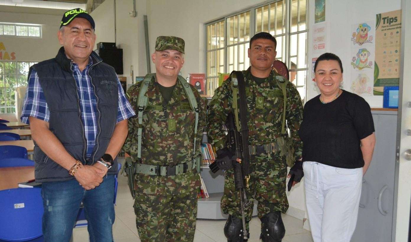 Alcalde de Zipacón lidera esfuerzos para fortalecer la seguridad del municipio