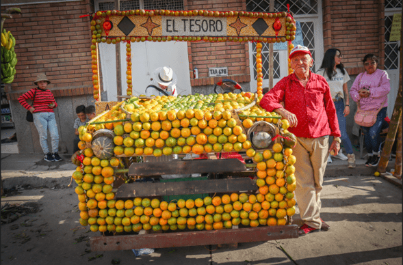 Anolaima se llena de color, fe y sabor con su XXVIII Festival del Corpus Christi y de las Frutas 2025