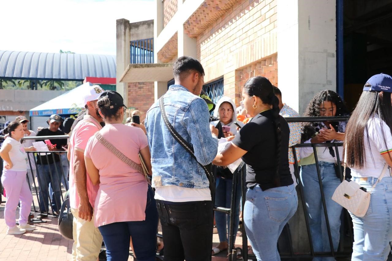 Jornada de servicios transforma vidas de migrantes y retornados en Villeta