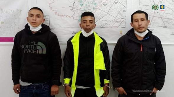 Condenados tres falsos policías por hurtos a viviendas en Bogotá