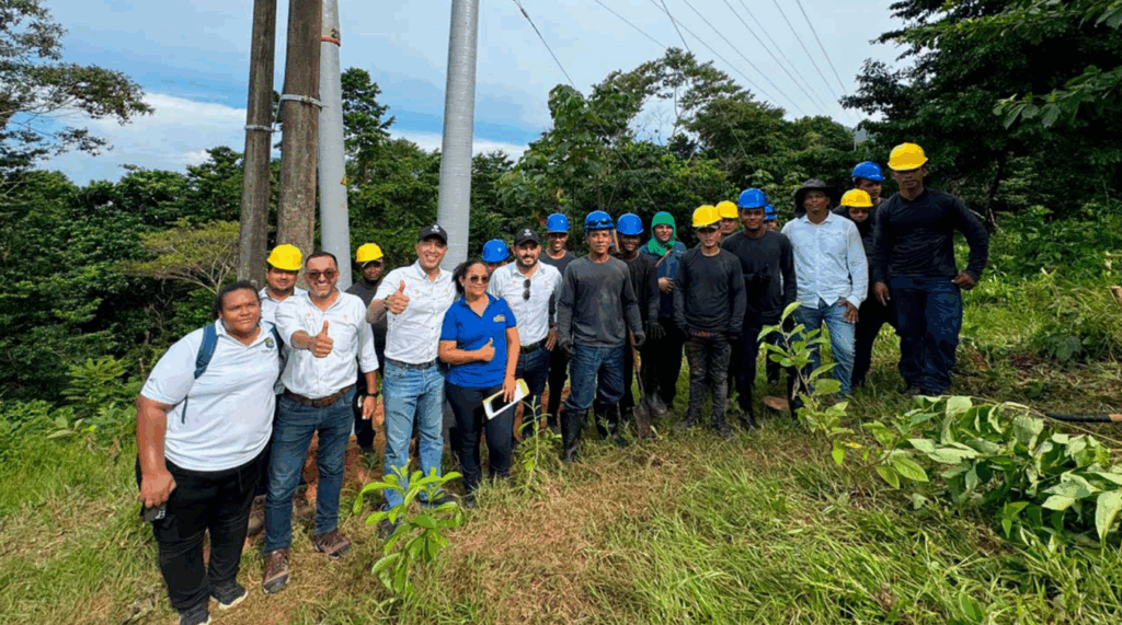 Gobierno entrega energía continua a Capurganá y Acandí con nueva central solar híbrida