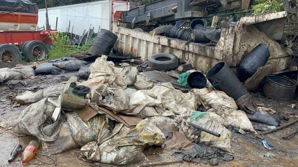 CAR suspende lavaderos de carros