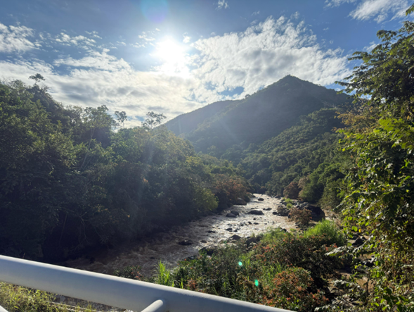 Explorando Tibacuy con Nakawé Aventura Extrema