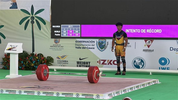 Sebastián Olivares, campeón absoluto y récord mundial en el Panamericano de Pesas