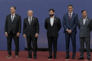 Petro participa en cumbre “Democracia Siempre en Santiago de Chile