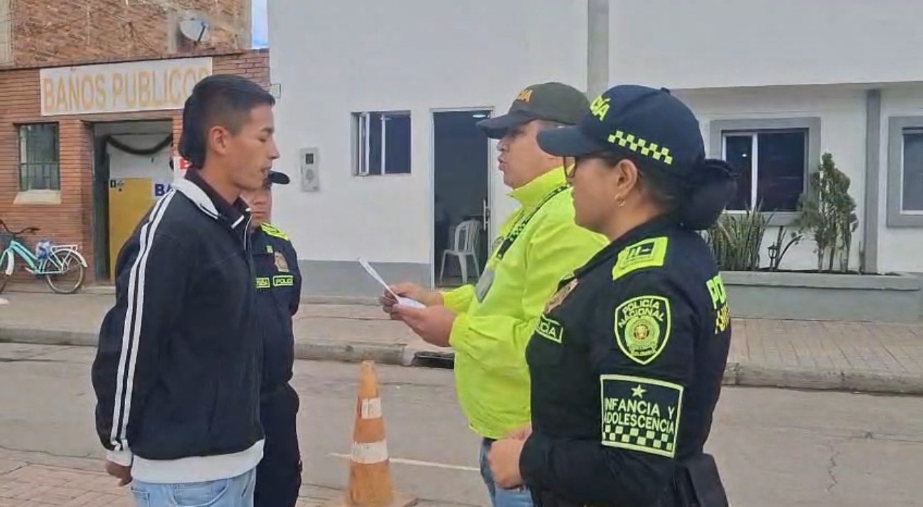 Detienen en Sutatausa a servidor público por abuso sexual infantil