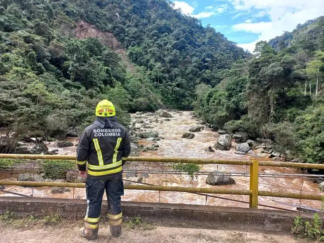 Bomberos de Cundinamarca refuerzan estrategia ante la temporada de lluvias 2026