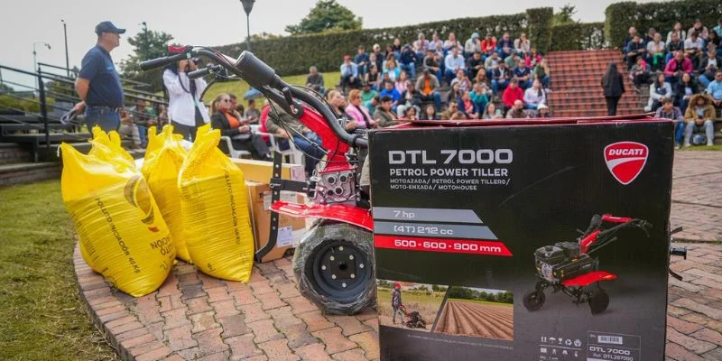 253 familias rurales transforman sus ingresos con apoyos productivos en Cundinamarca