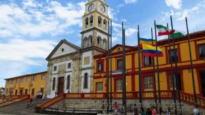 Más de 2.200 estudiantes y comunidades rurales beneficiados por inversiones en Anolaima