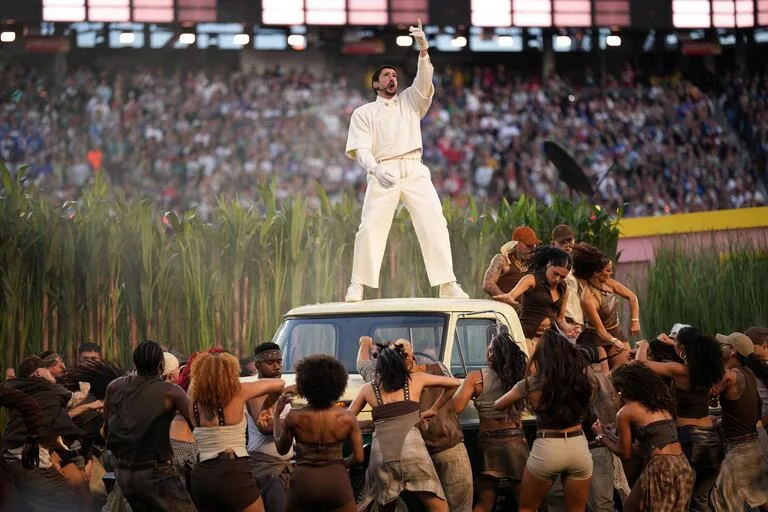 Bad Bunny, el latino que revolucionó el Super Bowl 2026