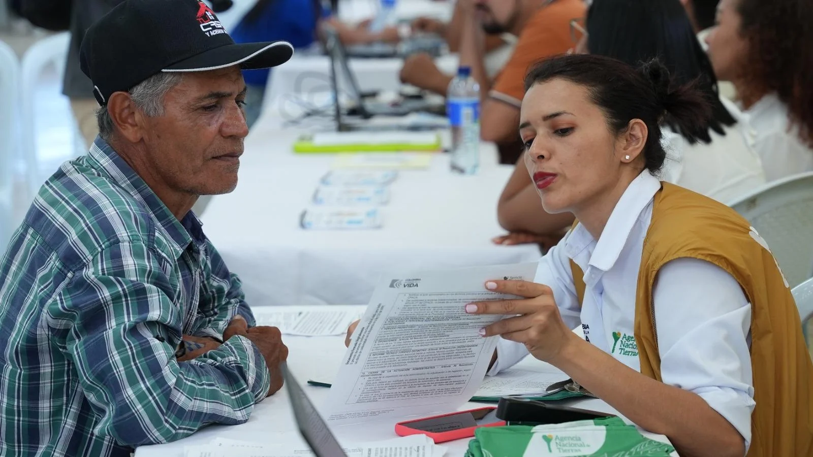 Gobernador propone al país aplicar modelo catastral de Cundinamarca 