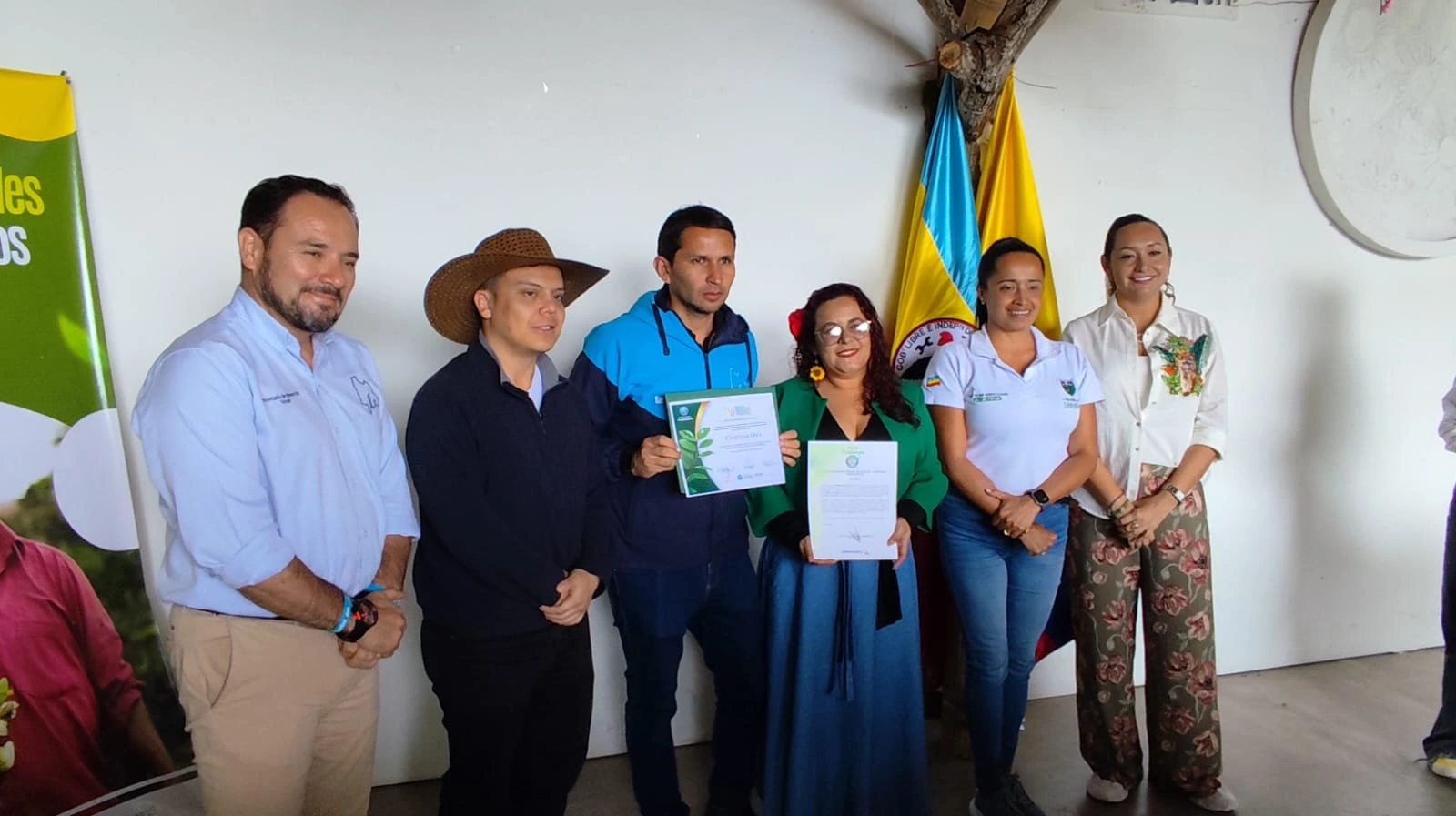 Tres emprendimientos de Cáqueza reciben reconocimiento como Negocios Verdes  