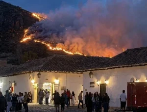 El incendio en el cerro de San Marcos ha afectado cerca de 1.480 hectáreas, 715 de ellas dentro del Santuario de Flora y Fauna Iguaque.