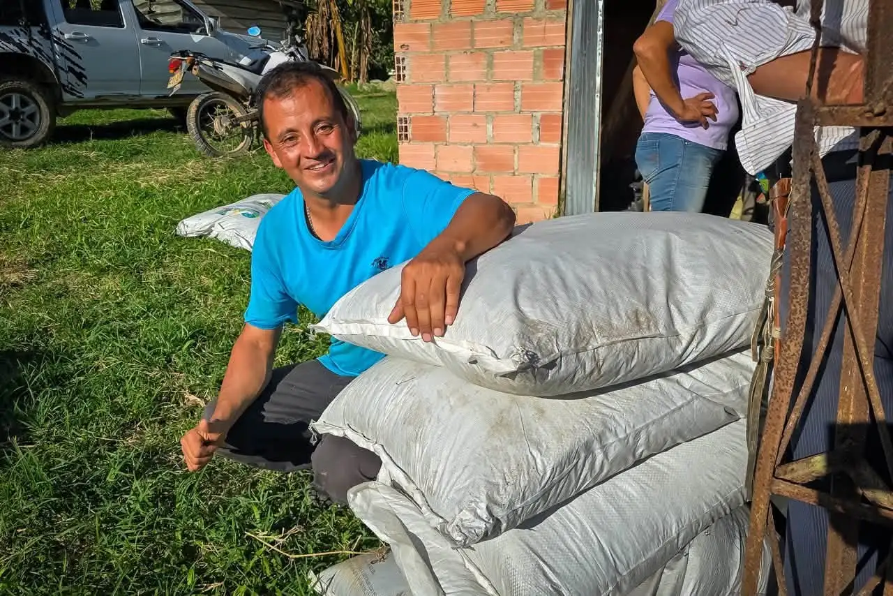 30 productores de café y plátano recibieron fertilizante orgánico en Chaguaní
